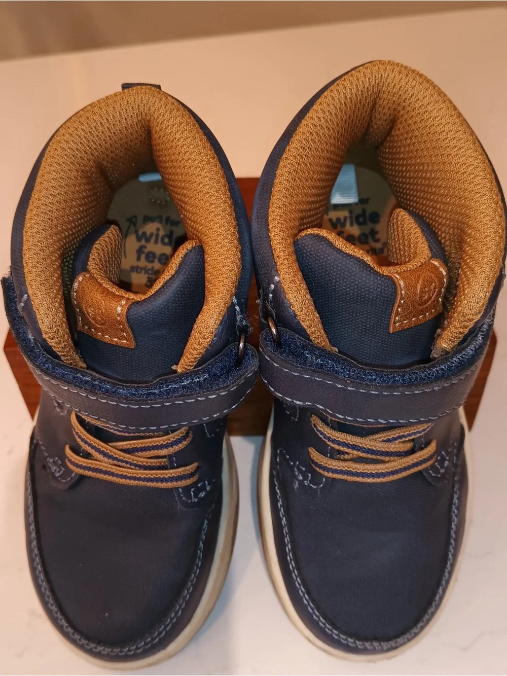 Stride Rite 360 Kids Navy and Brown High-Top Sneaker